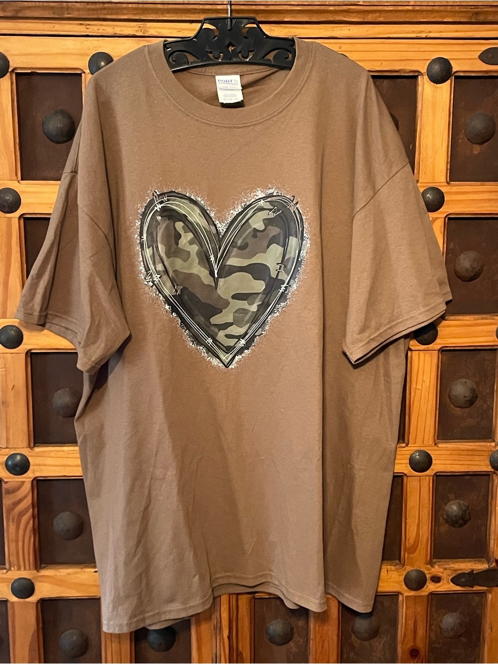 Brown /Tan T-Shirt with camo Heart size XL Port And Company! NWOT